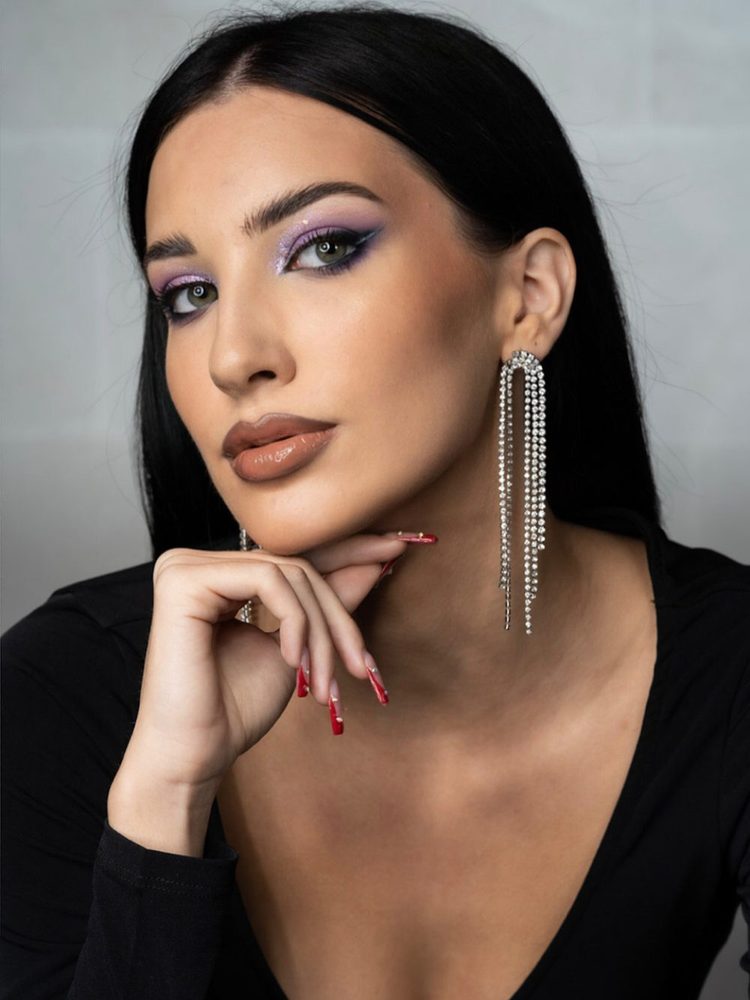 Nicole G