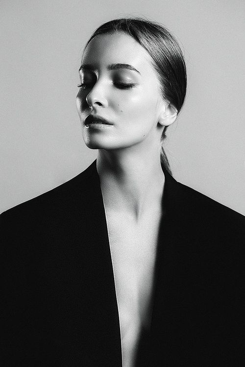 Ruxandra M, modella a Torino — DS Model Management