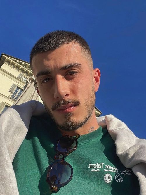 Hadi H, modello a Torino — DS Model Management