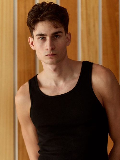 Mario B, modello a Torino — DS Model Management