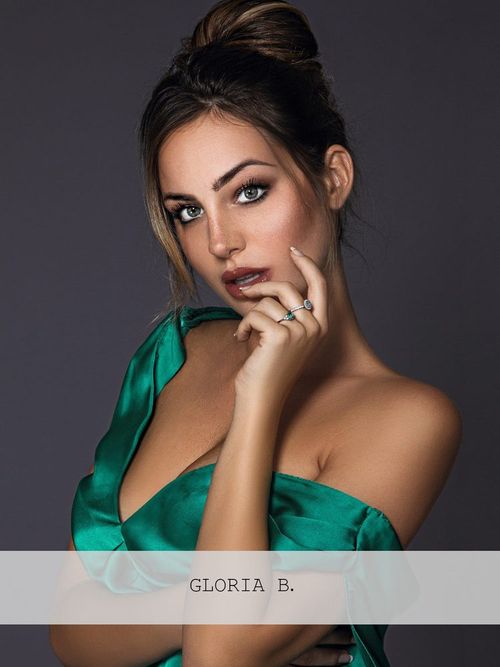 Gloria B